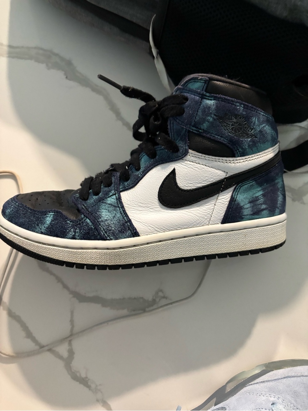 Nike Air Jordan 1 High-Top Sneakers in Blue & Black US 7.5